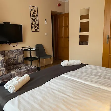 Pensjonat Angel's Vendeghaz Eger