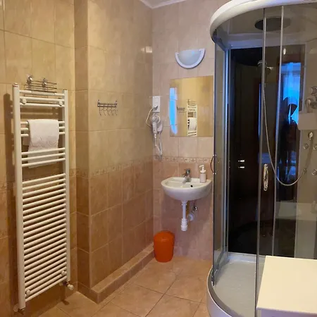 Pensjonat Angel's Vendeghaz Eger