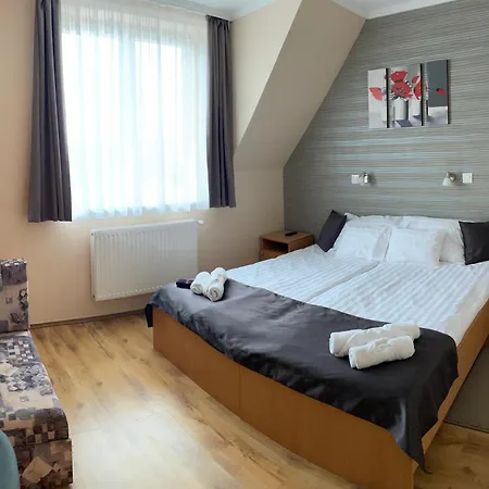 Angel's Vendeghaz Eger